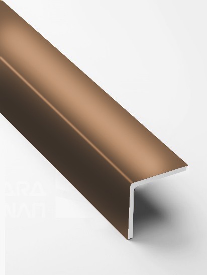 Угол защитный 30х30 мм прямой алюминий PV75-37 светло коричневый Ral 8025 2,7 м