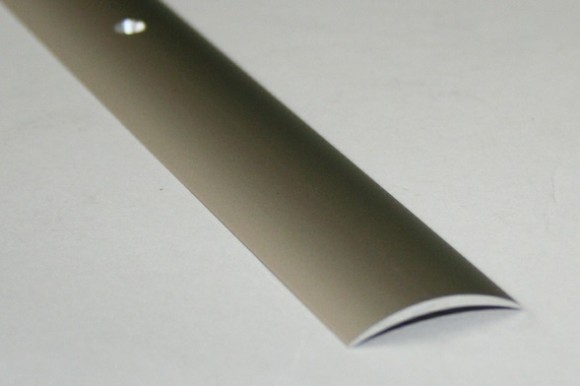 Алюминиевый порог одноуровневый округлый 30 мм Effector A 03.02 2,7 м шампань