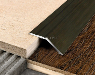 Алюминиевый порог разноуровневый 32 мм с насечками С2 КД Венге 2,7 м (упаковка 10 штук)