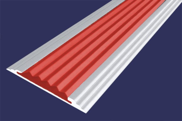 Противоскользящий порог алюминиевый одноуровневый 40 мм АП-40-Анод серебро-красный 2,7 м