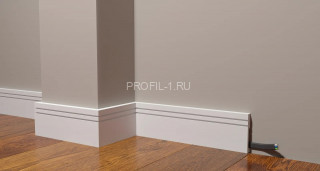 Напольный плинтус Decor-Dizayn DD717 полистирол белый, под покраску 80х13х2000 мм