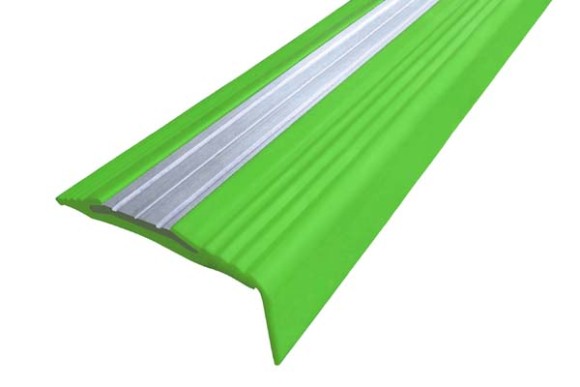 Противоскользящий профиль угловой с алюминиевой вставкой 50х18 мм NoSlipper-Угол зеленый 2,7 м