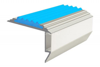 Алюминиевый порог угловой противоскользящий с подсветкой 26х45 мм АУ-45-LED-Анод серебро-голубой 2,0 м Алюминиевый порог угловой противоскользящий с подсветкой 26х45 мм АУ-45-LED-Анод серебро-голубой 2,0 м