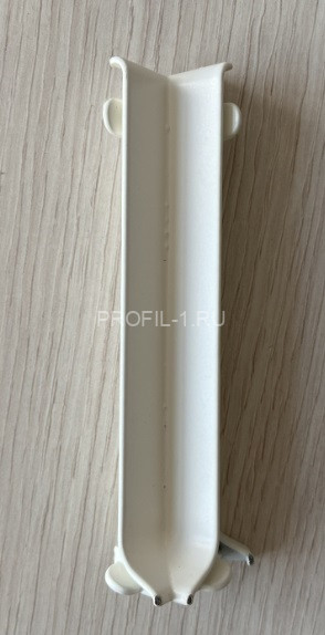 Угол внутренний для плинтуса ПТ-79/15 металл белый