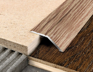 Алюминиевый порог разноуровневый 32 мм с насечками С2 КД Дуб светлый 2,7 м (упаковка 10 штук)