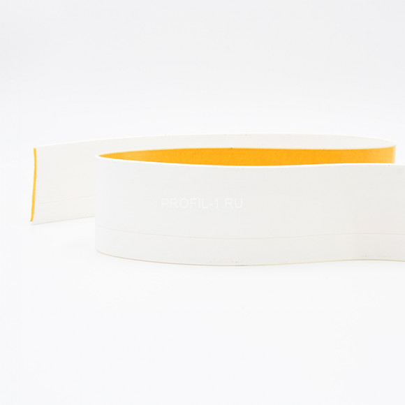 Напольный гибкий плинтус 50 мм ПГ65 белый без клея 12,5м