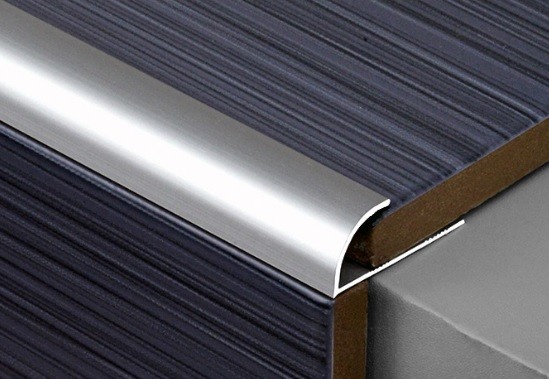 Профиль С-образный для плитки 8 мм ПО-8 серебро глянец  2,7 м