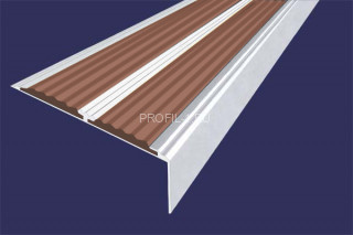 Алюминиевый порог 70х22 мм угловой противоскользящий АУ-70-Анод серебро-коричневый 3,0 м