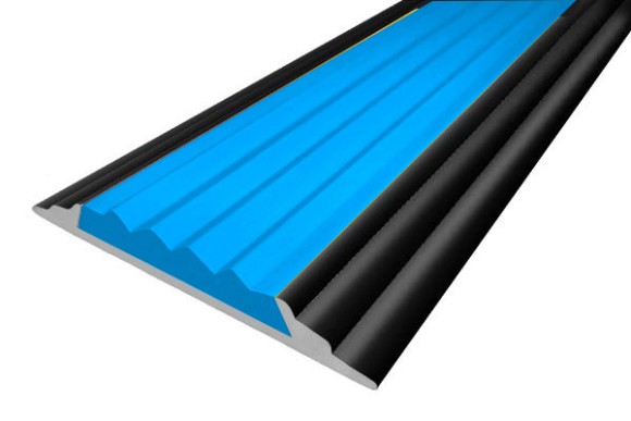Алюминиевая  полоса 46 мм с резиновой вставкой АП-46-Краш черный глянец-голубой 3,0 м
