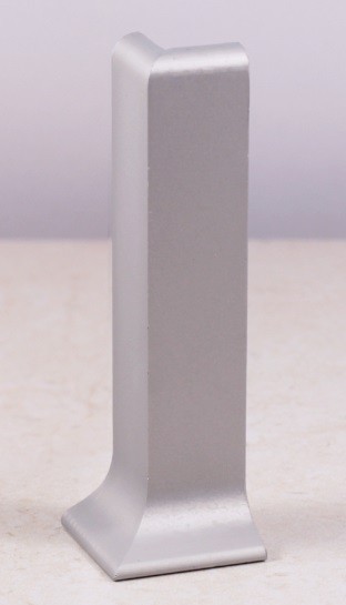 Уголок внешний для плинтуса 40 мм серебро