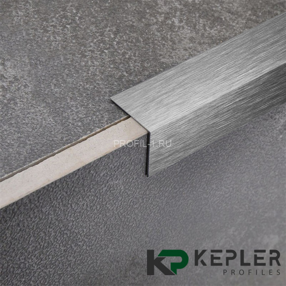 Декоративный уголок 30х30 мм из нержавеющей стали SS 304 FSAP002-30-S S.S.304 сатинированный 3 м