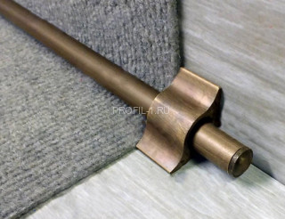 Латунный ковродержатель на ступени TTO13 OA D = 13 антик Латунный ковродержатель на ступени TTO13 OA D = 13 антик