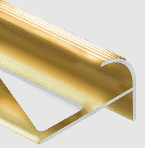 Алюминиевый профиль F-образный округлый с рифлением для ступеней 10 мм PV56-05 золото блестящее 2,7 м