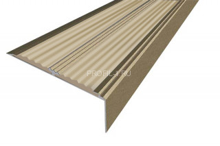 Противоскользящий порог угловой алюминий 70х22 мм АУ-70-Анод шампань-бежевый 1,5 м