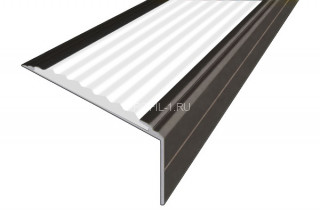 Анодированный порог угловой 26х50 мм противоскользящий АУ-50-Анод коньяк-белый 1,5 м Анодированный порог угловой 26х50 мм противоскользящий АУ-50-Анод коньяк-белый 1,5 м