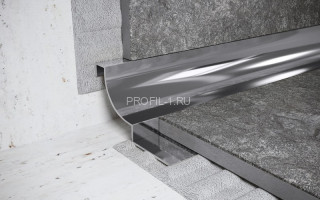 Профиль из нержавеющей стали угловой внутренний закладной округлый 15 мм FWR 15 P полированная сталь 270 см