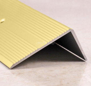 Угловой порог алюминиевый с рифлением 40х20 мм ПО-40х20 золото глянец 2,7 м