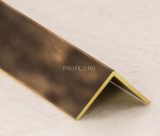 Декоративный уголок латунный 15х15 мм ЛПН-15х15 старая бронза 2,7 м Декоративный уголок латунный 15х15 мм ЛПН-15х15 старая бронза 2,7 м