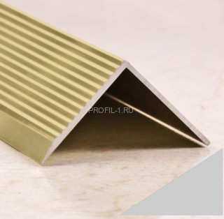 Угловой порог алюминиевый с рифлением 30х30 мм ПО-30х30 без покрытия 2,7 м