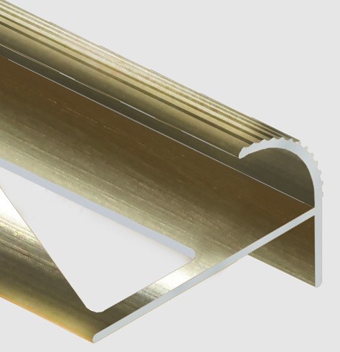 Алюминиевый профиль F-образный округлый с рифлением для ступеней 12 мм PV57-13 песок блестящий 2,7 м