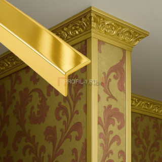 Латунный уголок 20х20 мм полированный 270 см