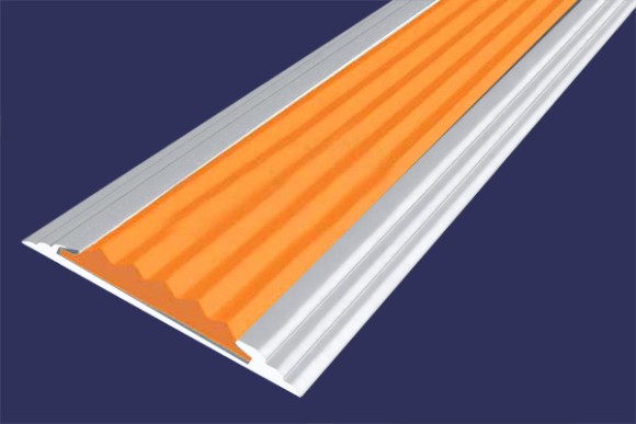 Противоскользящий порог алюминиевый одноуровневый 40 мм АП-40-Анод серебро-оранжевый 0,9 м