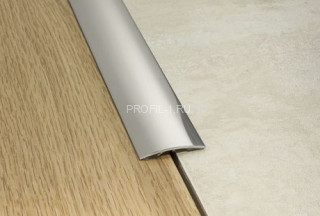 Одноуровневый порог полукруглый 20 мм Cezar LPO 20 2,0м латунь хром с отверстием Одноуровневый порог полукруглый 20 мм Cezar LPO 20 2,0м латунь хром с отверстием