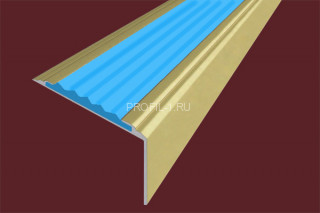 Угловой порог алюминиевый противоскользящий 20х38 мм АУ-38-Анод золото-голубой 1,35 м Угловой порог алюминиевый противоскользящий 20х38 мм АУ-38-Анод золото-голубой 1,35 м
