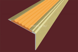 Угловой порог алюминиевый противоскользящий 20х38 мм АУ-38-Анод золото-оранжевый 1,35 м Угловой порог алюминиевый противоскользящий 20х38 мм АУ-38-Анод золото-оранжевый 1,35 м