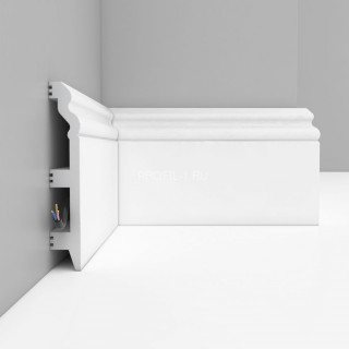 Плинтус DECOMASTER D233ДМ (120x23x2000) напольный, ударопрочный полимер, белый, под покраску