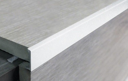 Профиль L-образный алюминиевый 8 мм ПО-Г8 белый муар 2,7 м