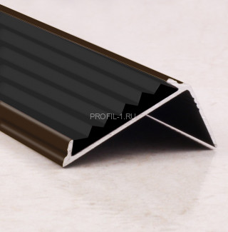 Угловой порог алюминиевый противоскользящий с резиной 38х23 мм ПО-38х23+ПР-30 бронза глянец-черный 2,7 м