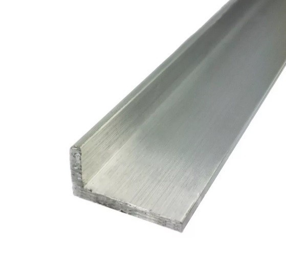 Алюминиевый уголок 20х40х0,9 мм разнополочный 3 м