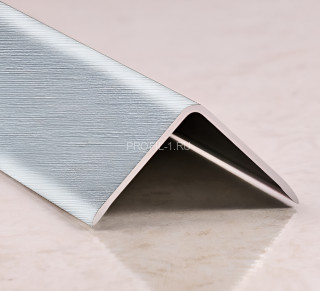 Алюминиевый уголок 40х40 мм PV66-03 серебро блестящее 2,7 м