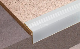 Алюминиевый порог угловой 25х25 мм с рифлением Д9 Серебро НЕ 2,7 м (упаковка 10 штук) Алюминиевый порог угловой 25х25 мм с рифлением Д9 Серебро НЕ 2,7 м (упаковка 10 штук)