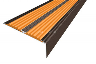 Противоскользящий порог угловой алюминий 70х22 мм АУ-70-Анод коньяк-оранжевый 1,0 м