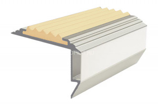 Алюминиевый порог угловой противоскользящий с подсветкой 26х45 мм АУ-45-LED-Анод серебро-бежевый 2,0 м Алюминиевый порог угловой противоскользящий с подсветкой 26х45 мм АУ-45-LED-Анод серебро-бежевый 2,0 м